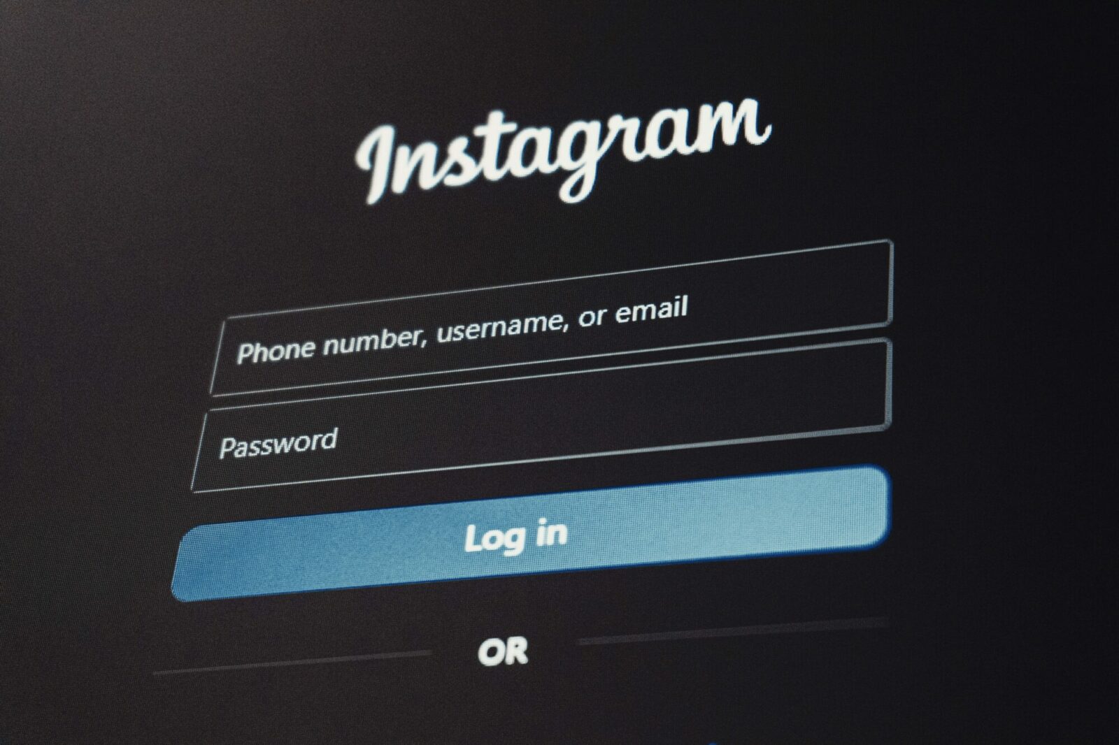 Tela de recuperação de conta Instagram hackeada mostrando verificação de segurança